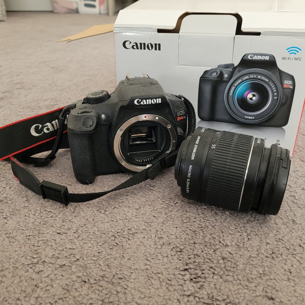 Canon Rebel T6 Premium Kit